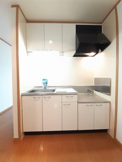 ウエスト・モンターニュＢの物件内観写真