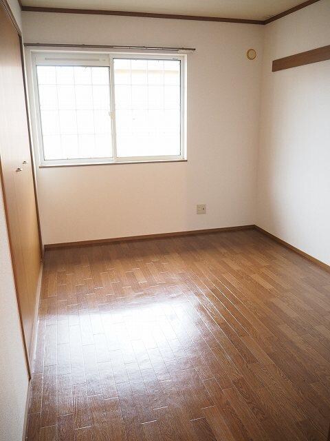 グランディールIVの物件内観写真