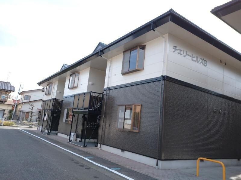 チェリーヒルズＢの物件外観写真