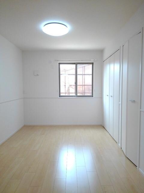 ソレイユ町村の物件内観写真