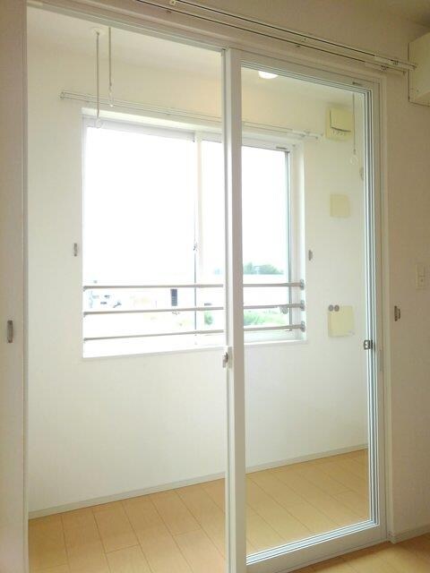 アン　ディマンシェ　Ｃの物件内観写真