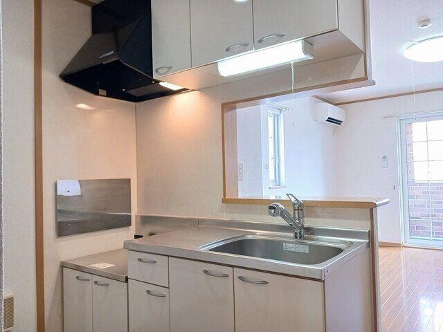 ゼファーIVの物件内観写真