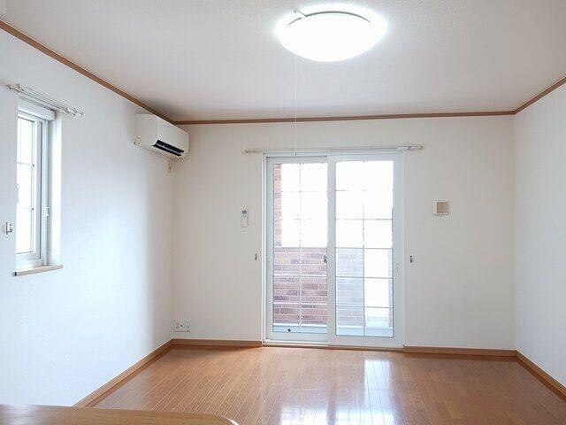 ゼファーIVの物件内観写真