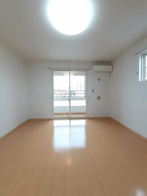 メゾンド・ソレイムの物件内観写真