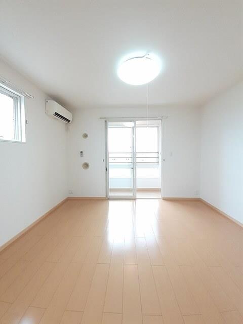 ルーチェ寺町の物件内観写真