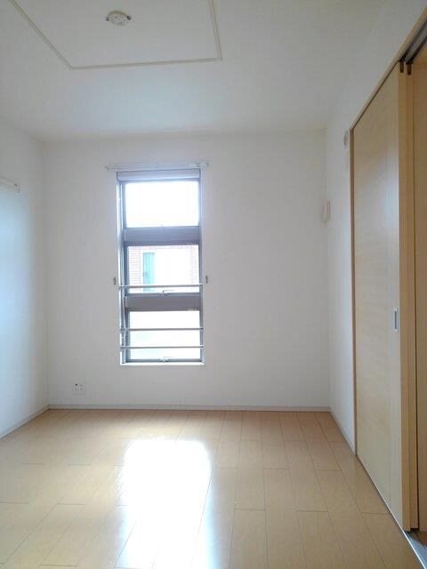 ドゥ・ファミーユＡの物件内観写真