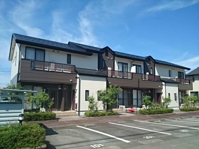 カーサ・フィオーレＳ棟の物件外観写真