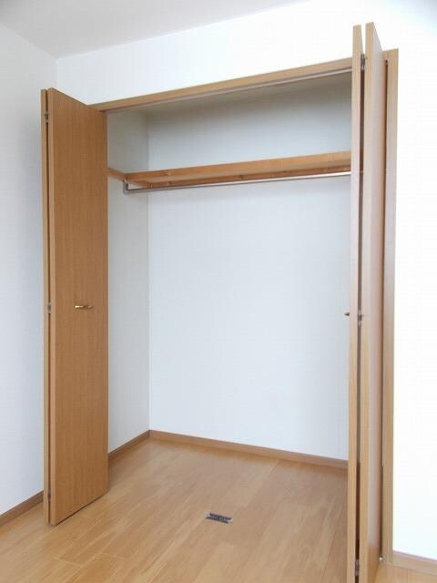 ラフォーレ幸の物件内観写真