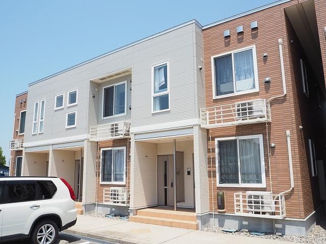 カーサ・ブローテIIの物件外観写真