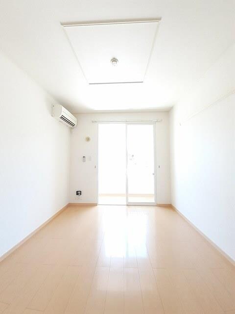 カーサ・ブローテIIの物件内観写真