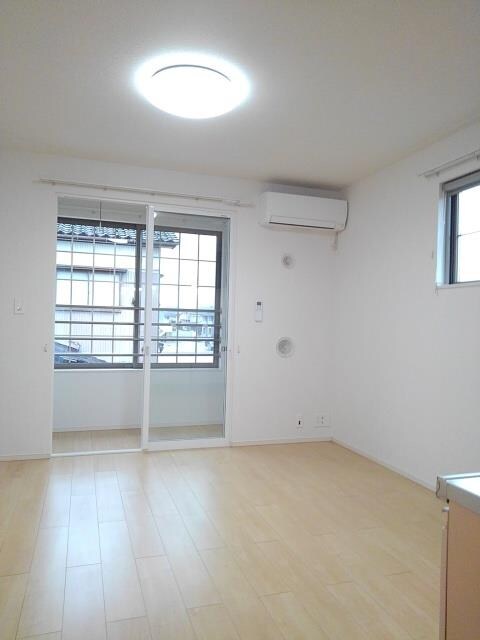 Ｇｌａｎｚ婦中の物件内観写真