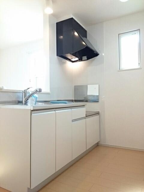 アッシュ８　Ａの物件内観写真