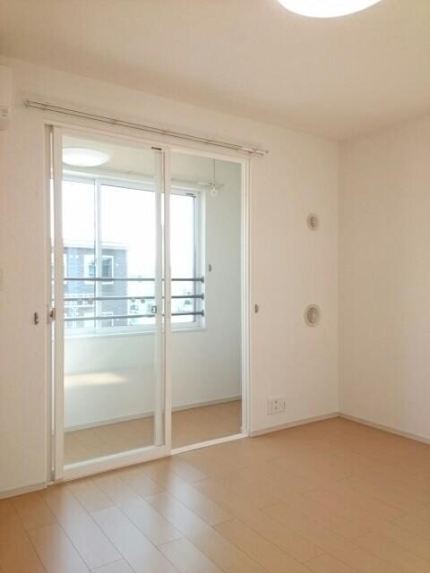 アッシュ８　Ａの物件内観写真