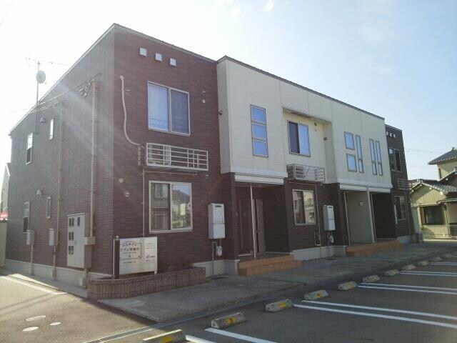 リブレ常盤台Ａの物件外観写真