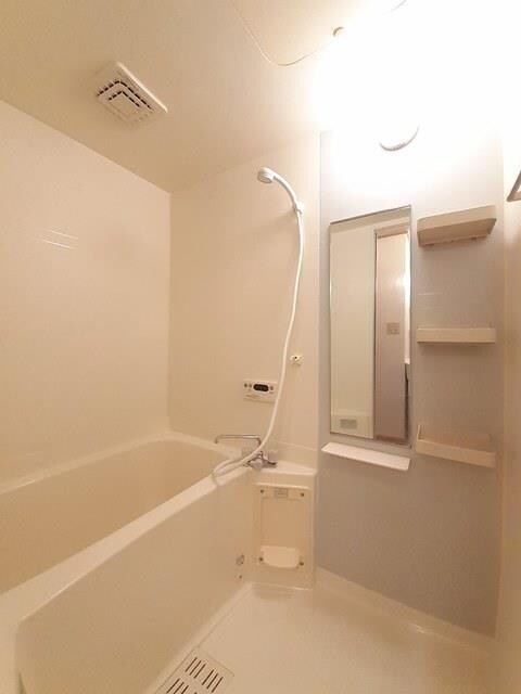 プルミエ・アムールIIの物件内観写真