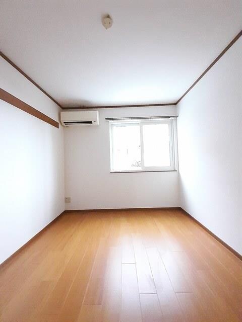 リバーサイド・ドリームVの物件内観写真