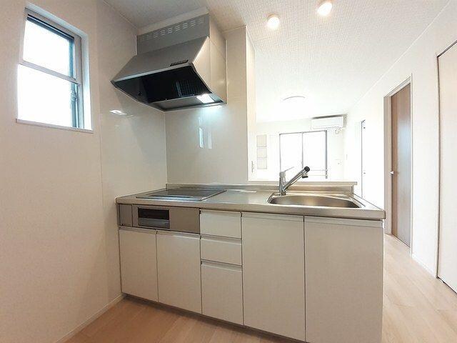 ウォーム・ガーデンＡの物件内観写真