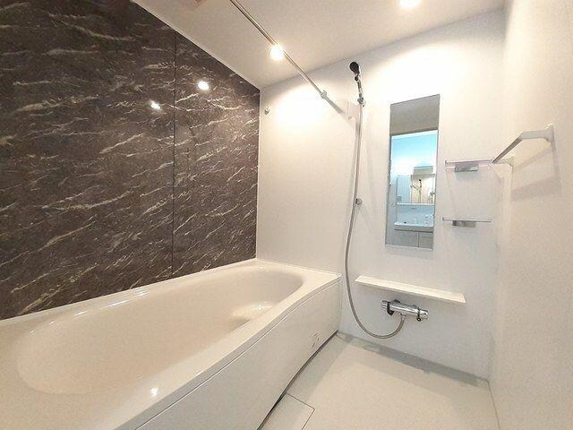 ウォーム・ガーデンＡの物件内観写真