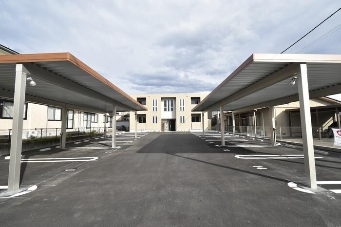 Ｇｒａｎ・Ｌｅａｄの物件外観写真