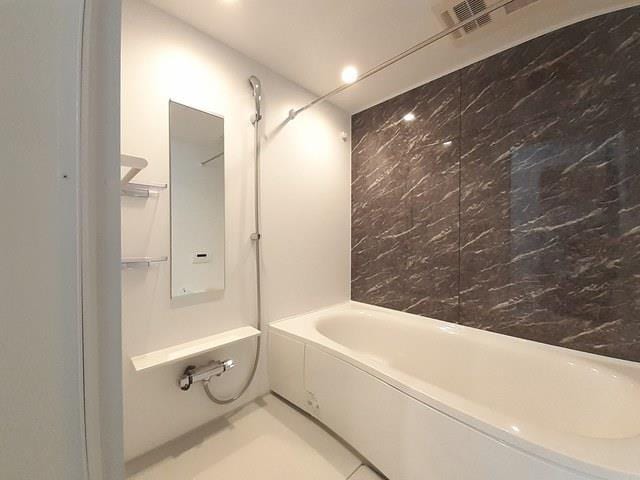 ヘリオス　ガーデンＢの物件内観写真