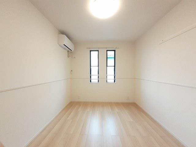 ヘリオス　ガーデンＢの物件内観写真