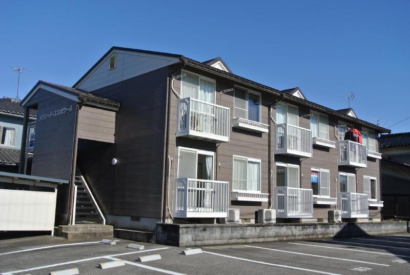 メゾンド・エスポワールの物件外観写真