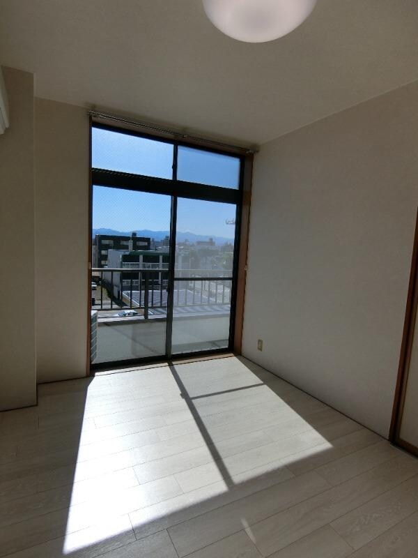 サンフローラ東町の物件内観写真