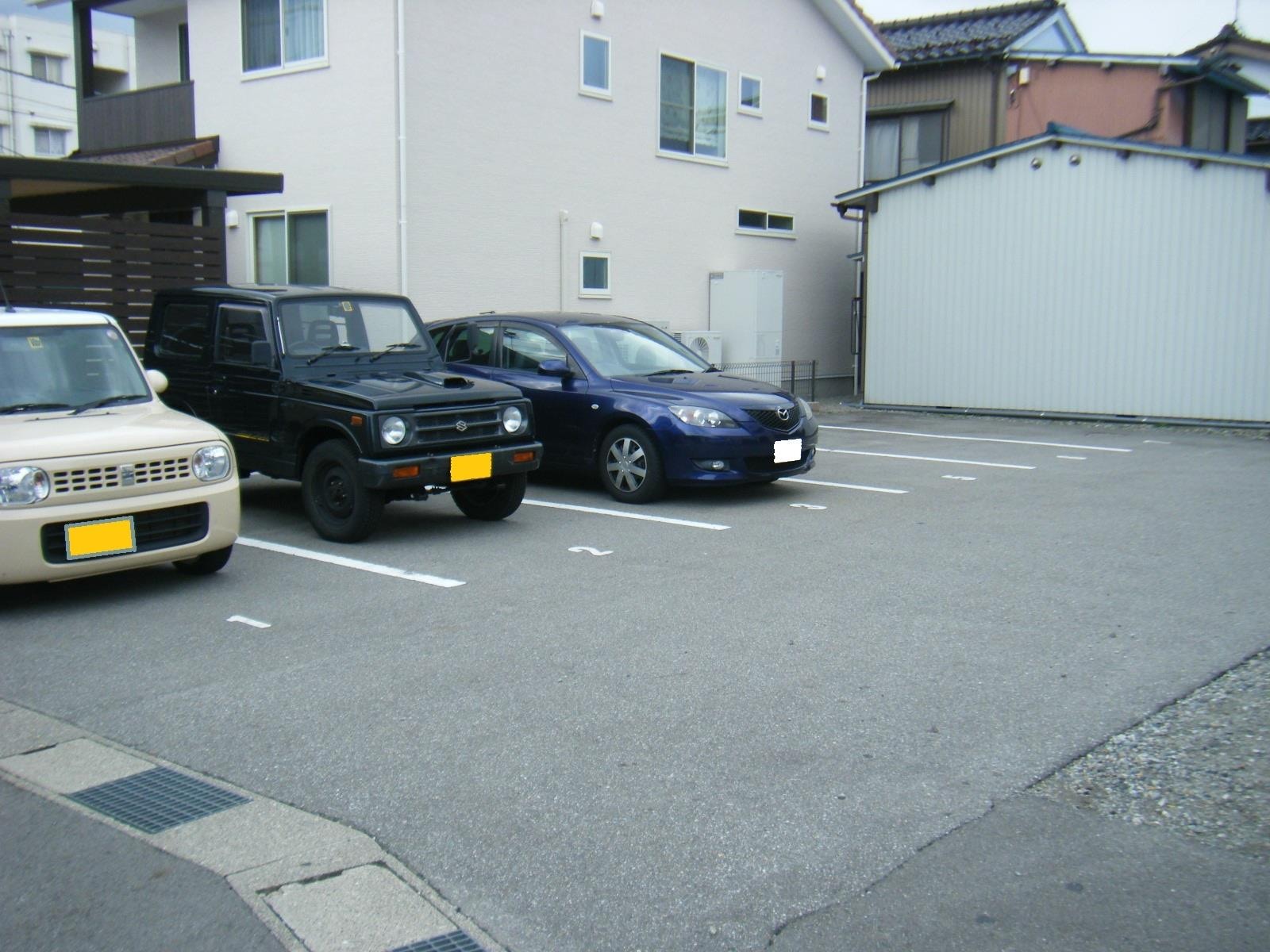 サンリッチ堀川小泉の物件外観写真