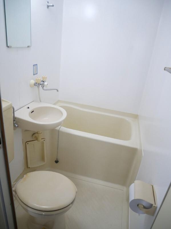 サンリッチ堀川小泉の物件内観写真