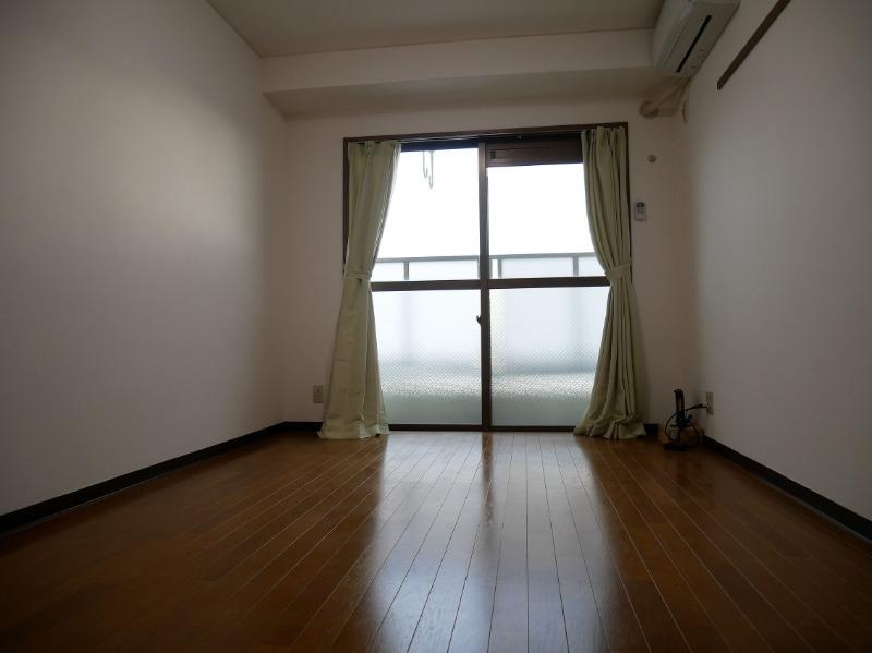 サンリッチ堀川小泉の物件内観写真