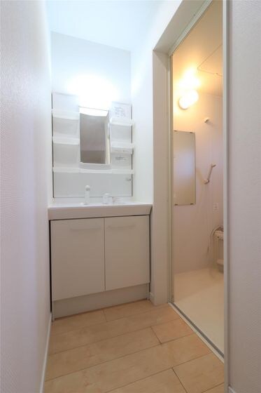 フルーリー中撫川Ｂ棟の物件内観写真