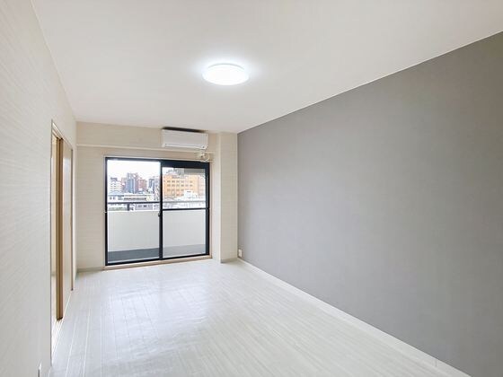 コロニアルリビング西島田ウエストタワーの物件内観写真