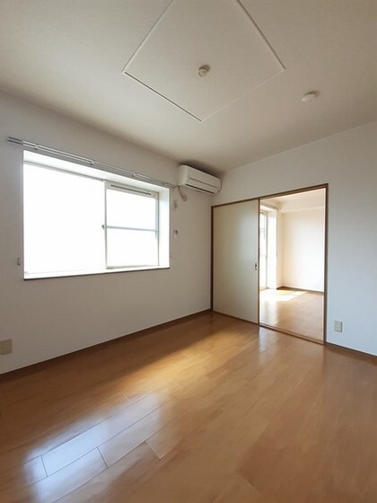 ニューエルディムゆうＤの物件内観写真