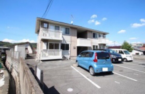 グランシャリオの物件外観写真