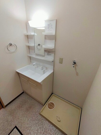 ラフィネ高柳の物件内観写真