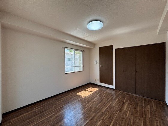 ローレル富町の物件内観写真