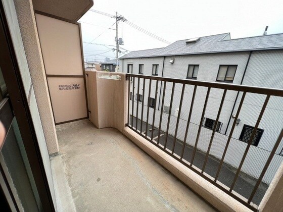 ロイヤルヴィラ下伊福の物件内観写真