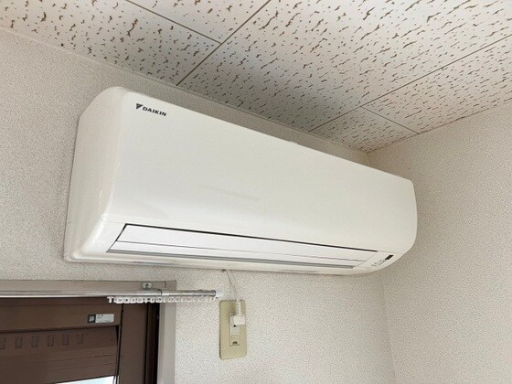 ロイヤルヴィラ下伊福の物件内観写真