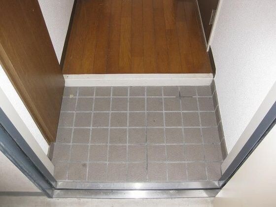 ロイヤルヴィラ下伊福の物件内観写真