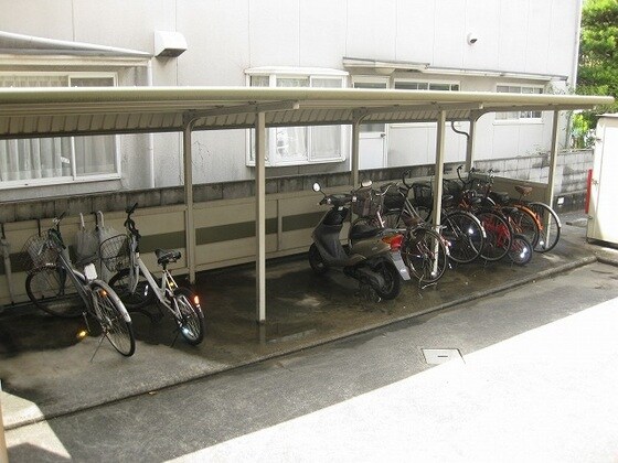 ロイヤルヴィラ下伊福の物件内観写真