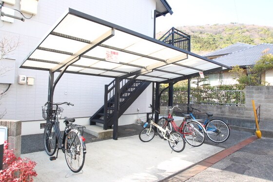 ピアチェーレ Bの物件外観写真