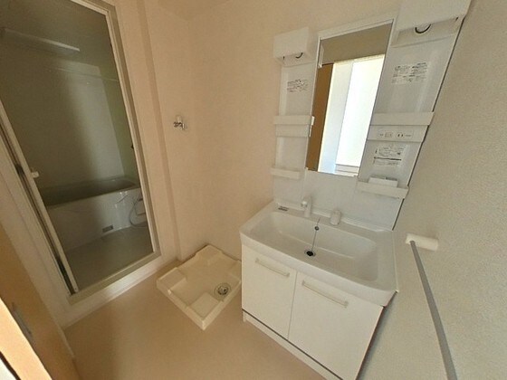 オフショアⅢの物件内観写真