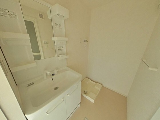 オフショアⅢの物件内観写真