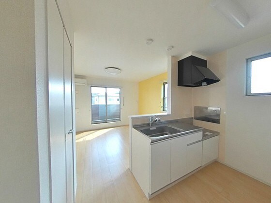 オフショアⅢの物件内観写真