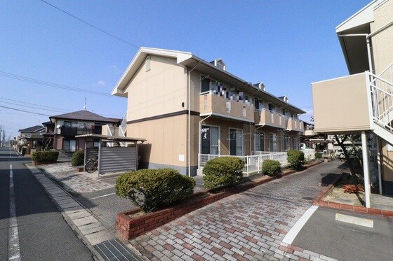 ハイツNINOWARI　A棟の物件外観写真