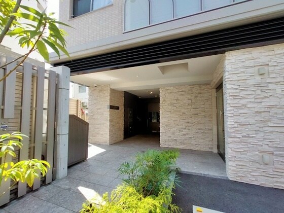 La neige 中山下の物件内観写真