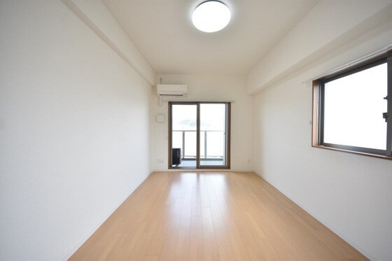 グランフォンテーヌ奉還町の物件内観写真