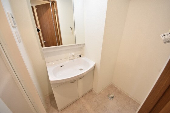 グランフォンテーヌ奉還町の物件内観写真