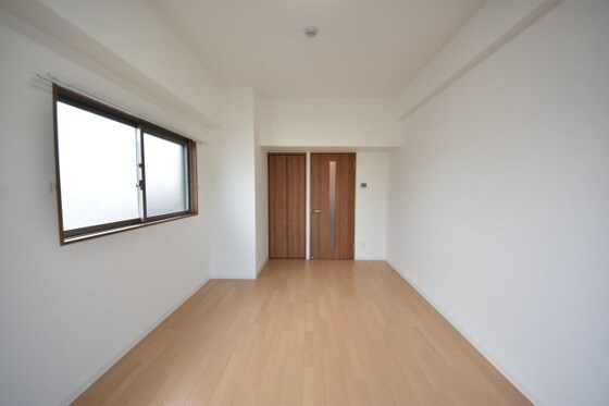 グランフォンテーヌ奉還町の物件内観写真