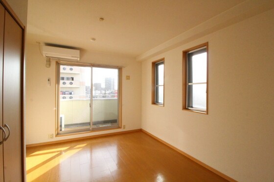 ソレアート伊福の物件内観写真